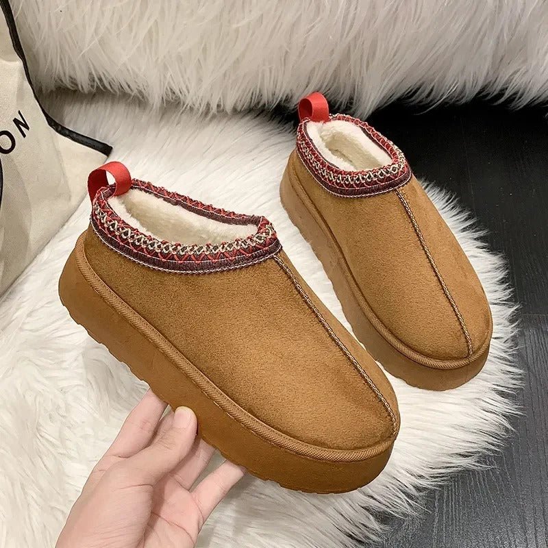 Cozy UGC Slippers - Vibayaa